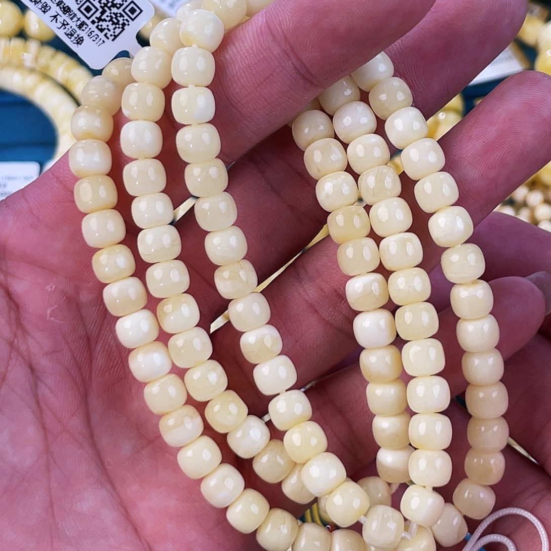 琥珀裸石未镶嵌DY250117003-YF