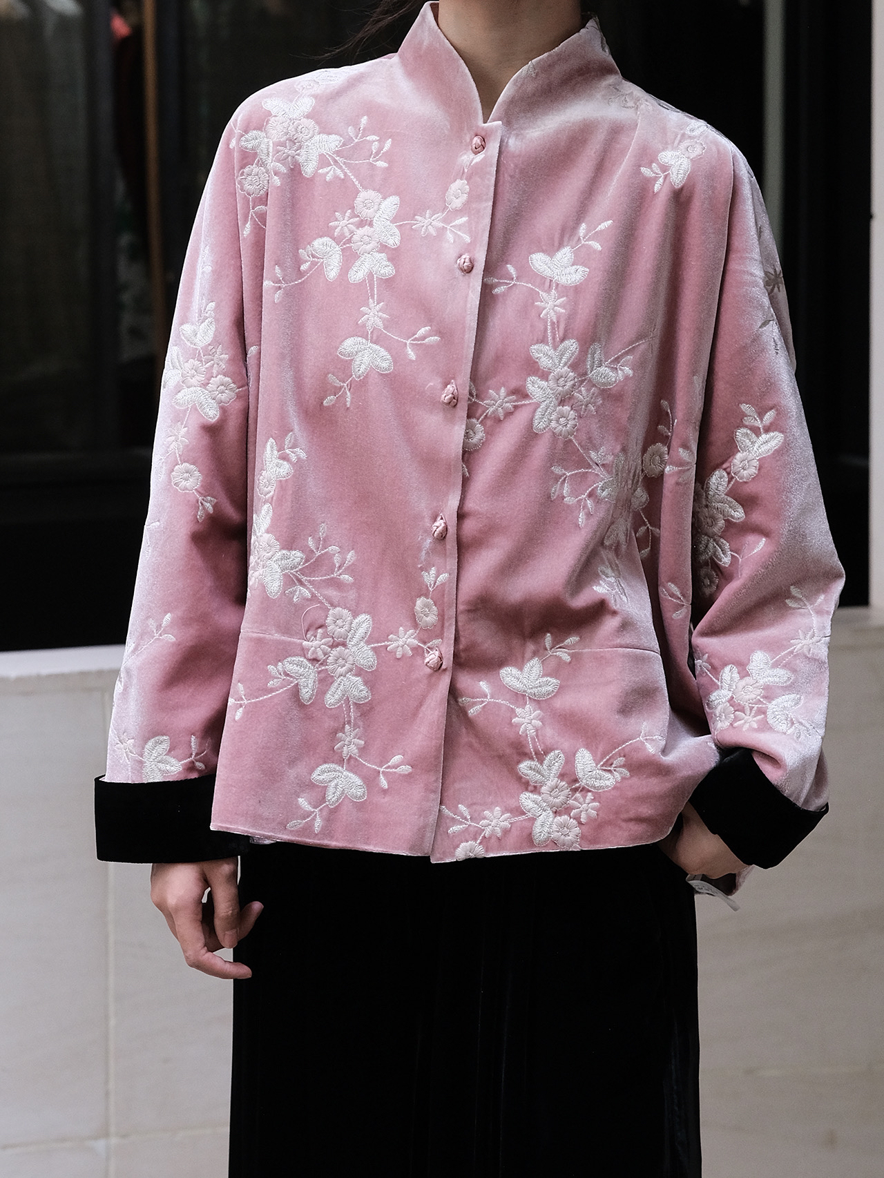 盛唐牡丹｜粉色丝绒绣花对襟外套（不支持7天无理由退还货）