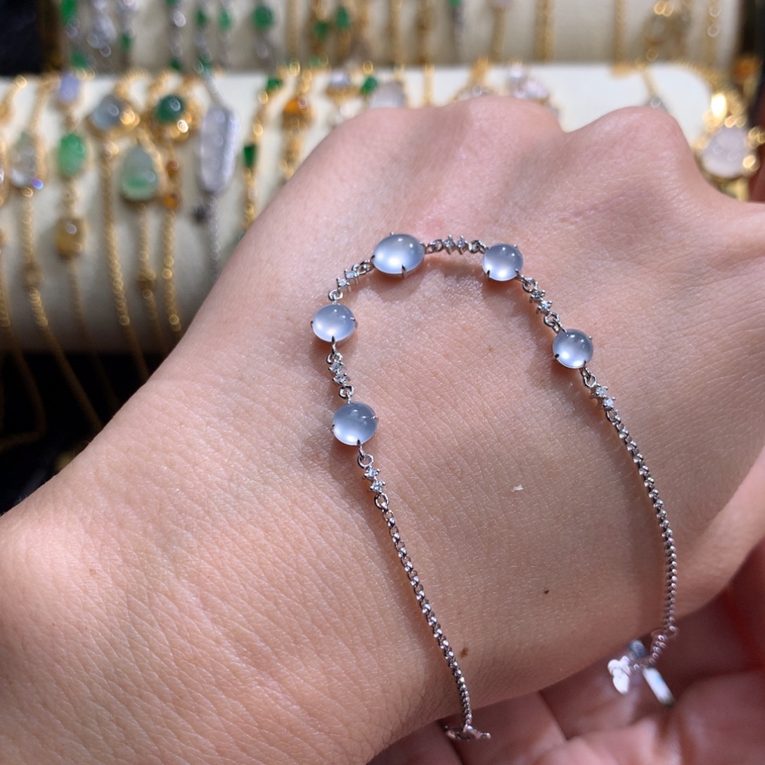 派***大翡翠18K金镶嵌颈饰翡翠