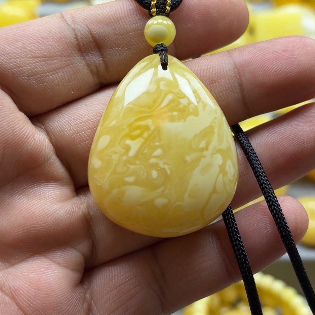 蜜蜡珠宝奇石未镶嵌