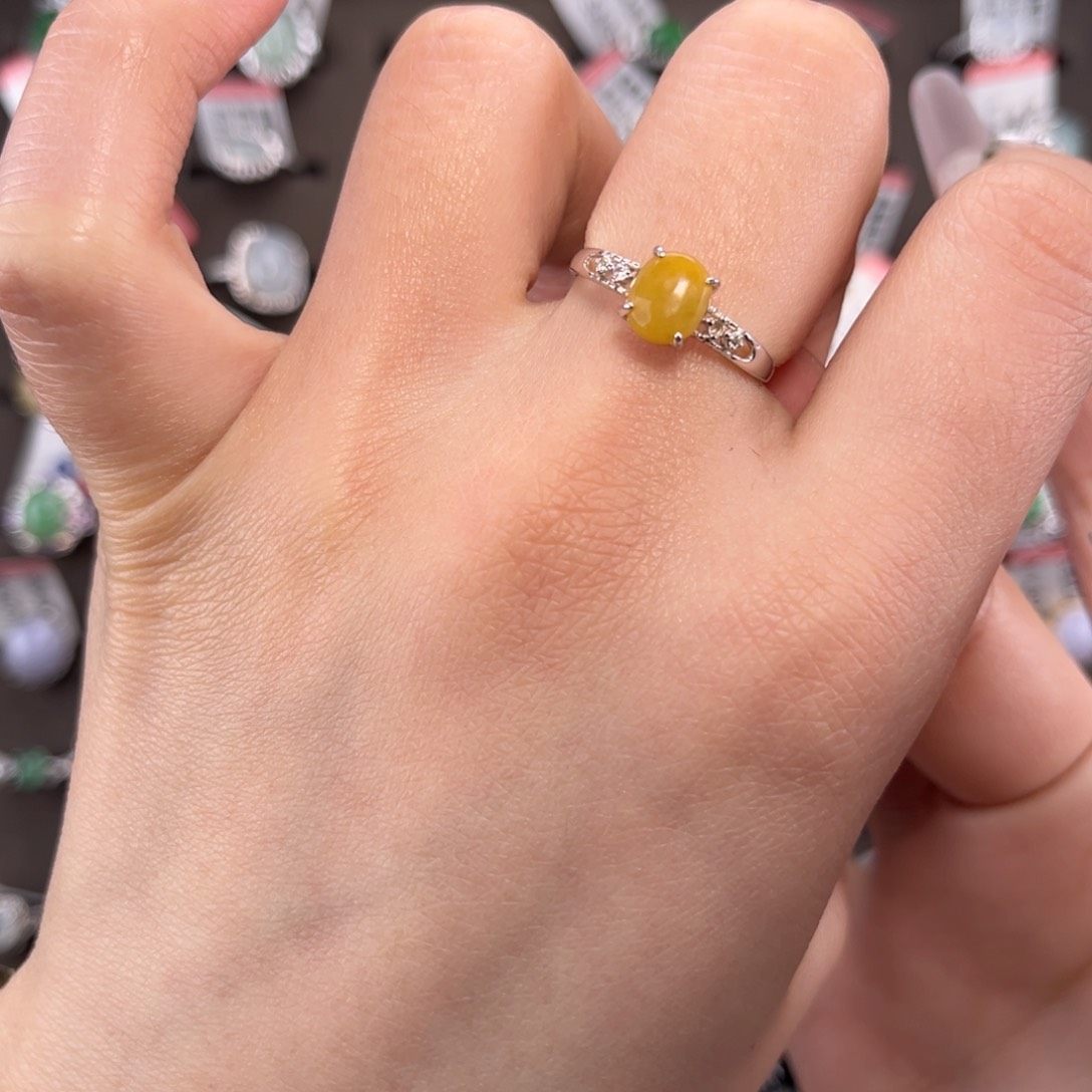 翡翠戒指银S925镶嵌68888