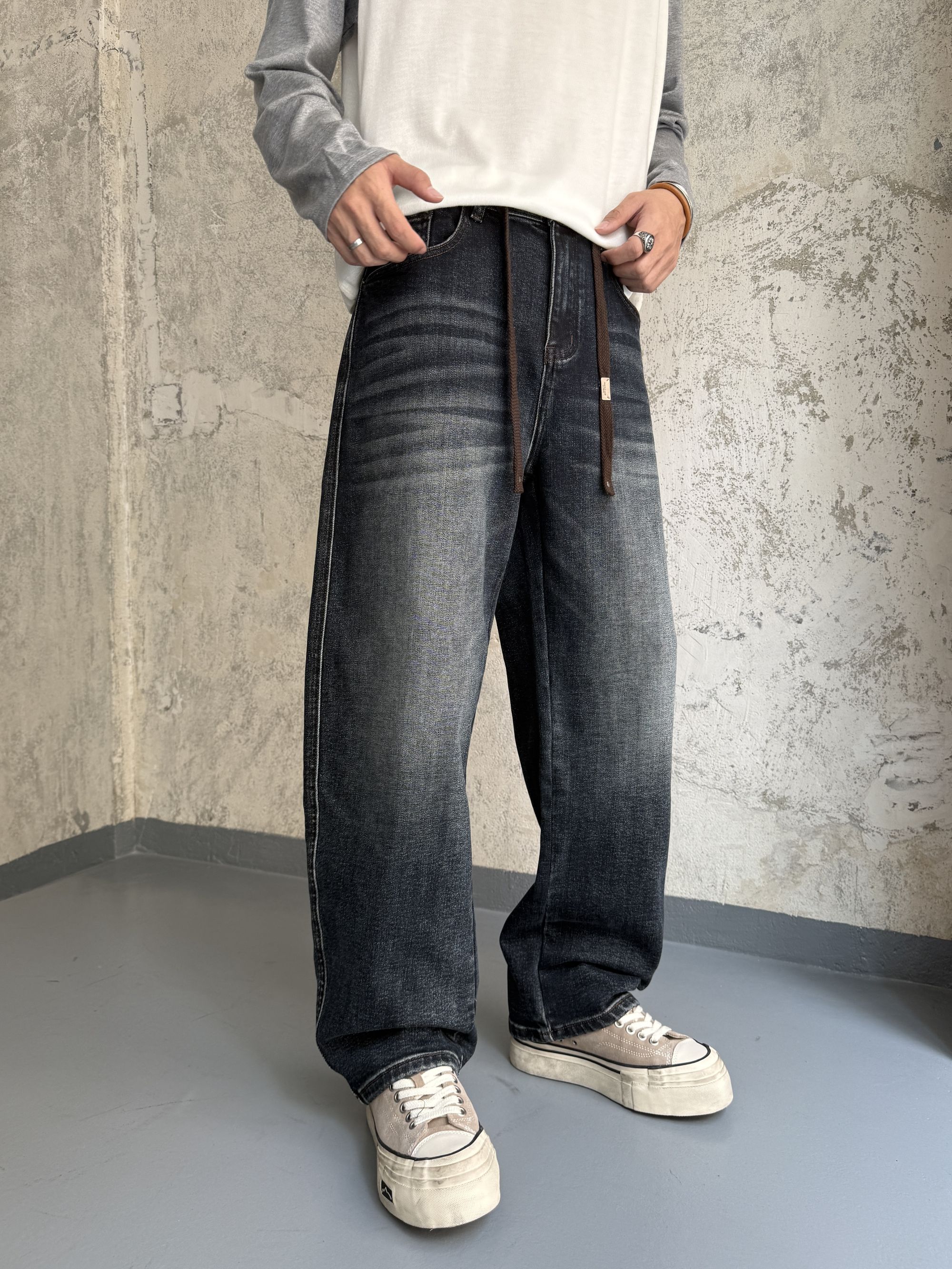 2025冬季新款男士一体绒水洗弯刀复古宽松休闲软牛仔FW3372