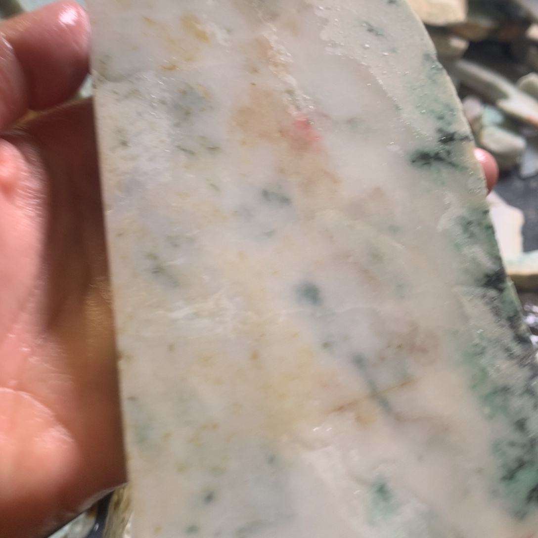 翡翠颈饰未镶嵌缅甸翡翠