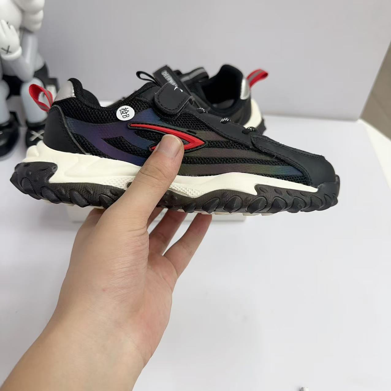 1726儿童黑色运动鞋支撑男老爹鞋男士防滑秋季