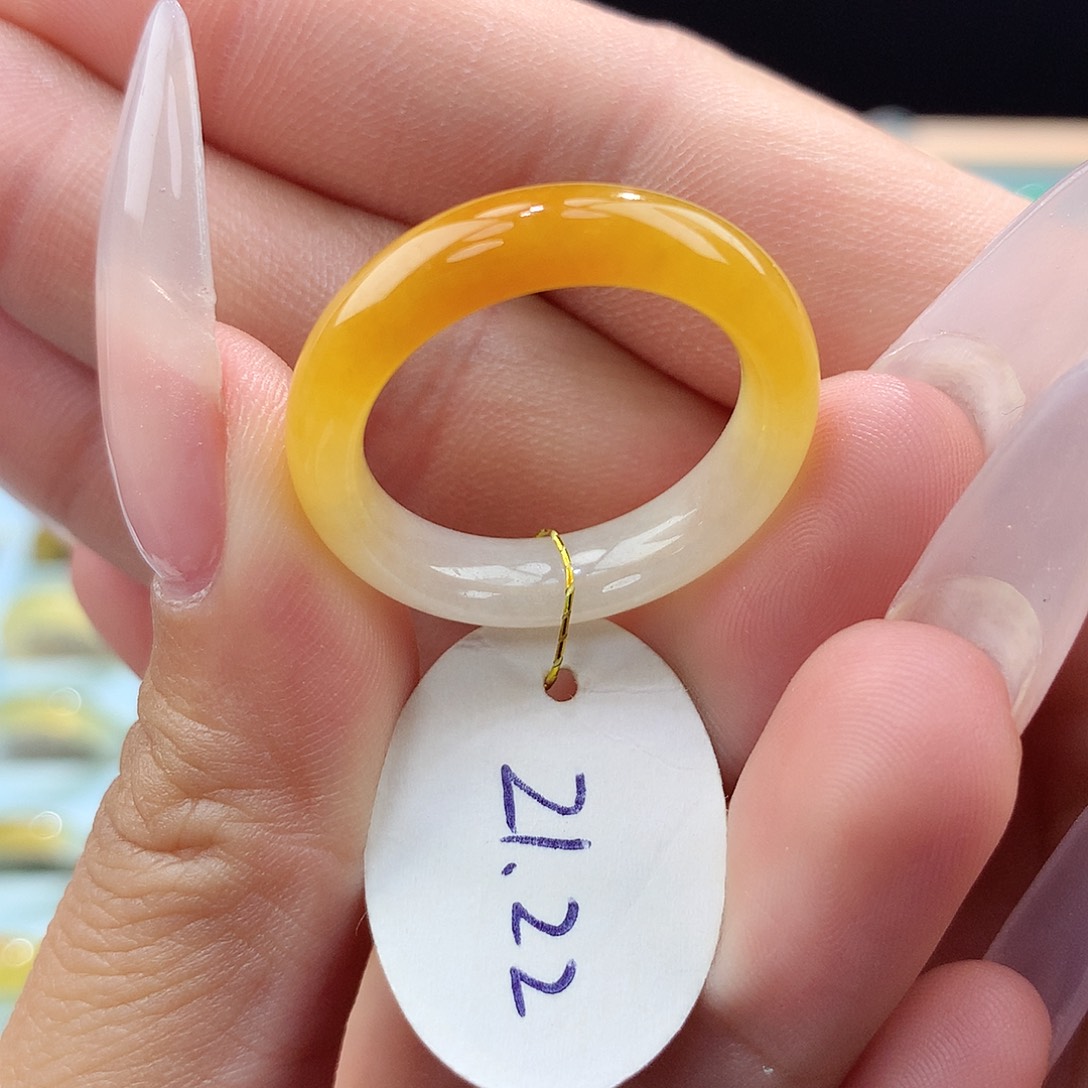 翡翠戒指未镶嵌22圈