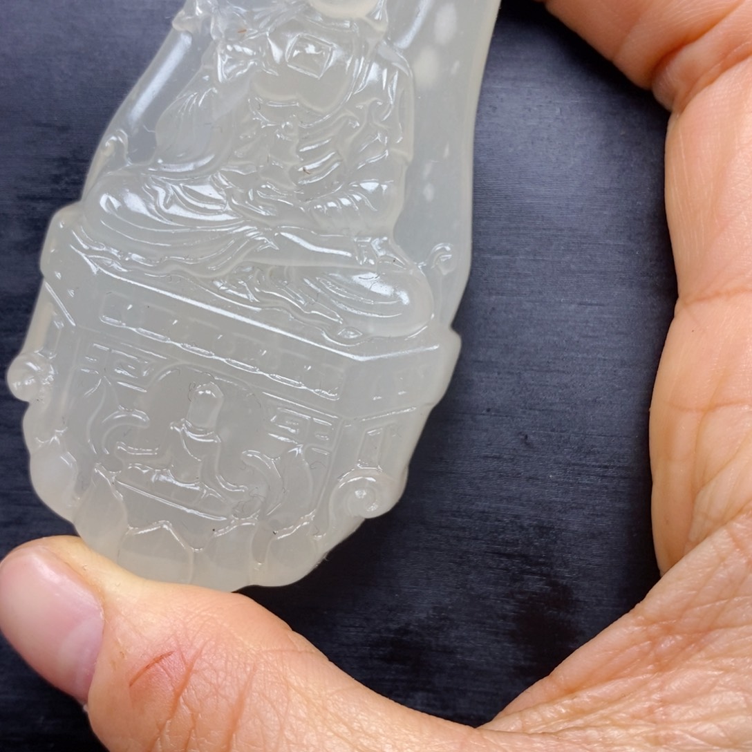 石英质玉（黄龙玉）颈饰未镶嵌