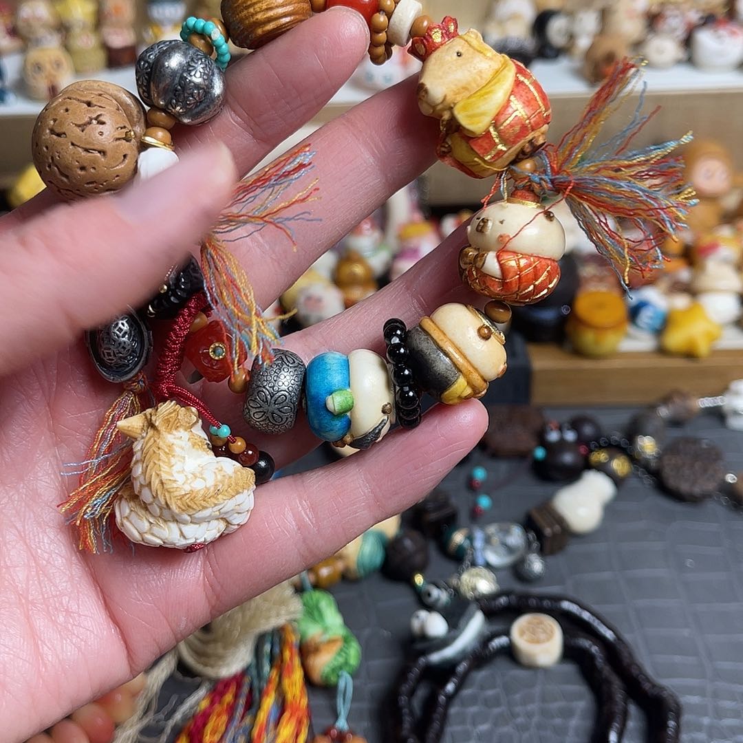 糖***呀合成碳硅石非金属原创设计制作