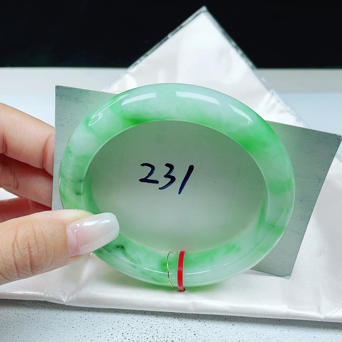 翡翠未镶嵌手镯 正圈58+