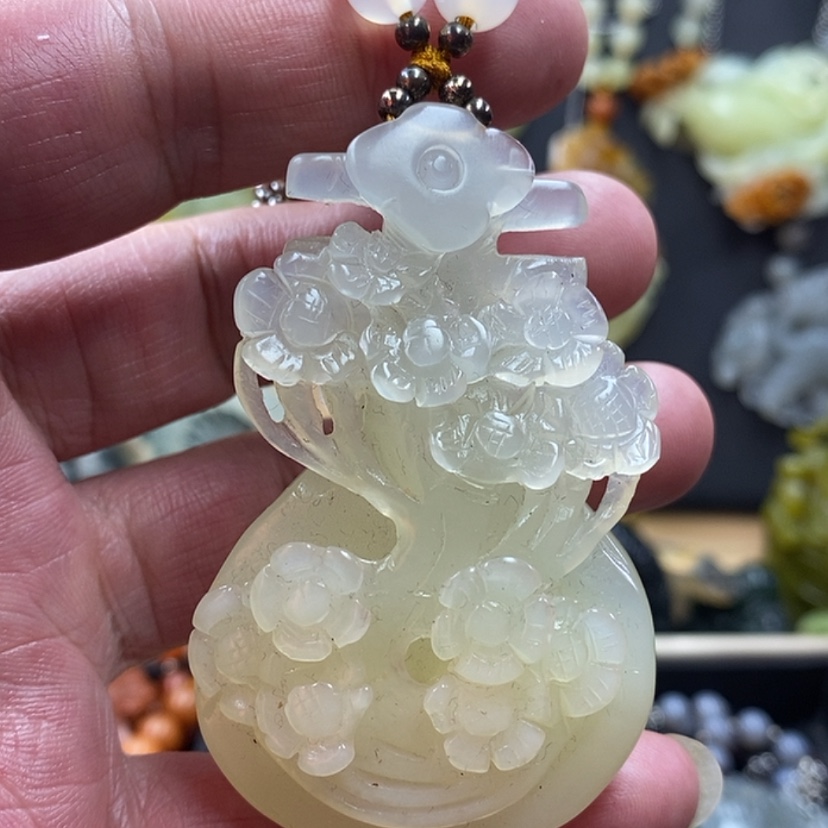 【闪购商品】蛇纹石玉吊坠未镶嵌