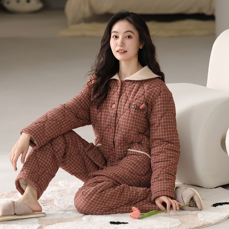 秋鹿梭织色织格扣领夹棉女套田园阳光时尚家居服保暖冬季