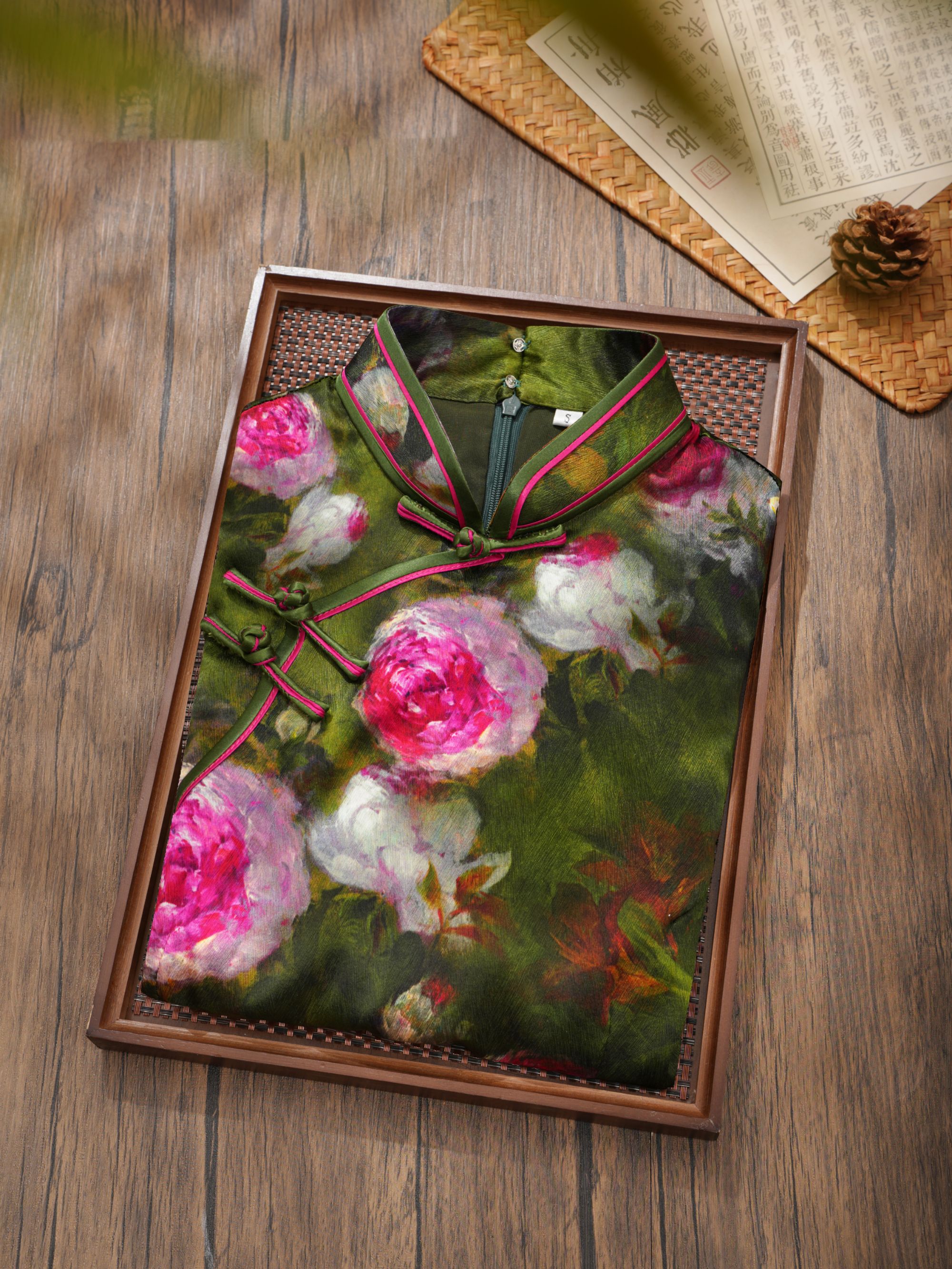 高端桑蚕丝旗袍直播绿牡丹2025新款高端大气上档次复古135CM