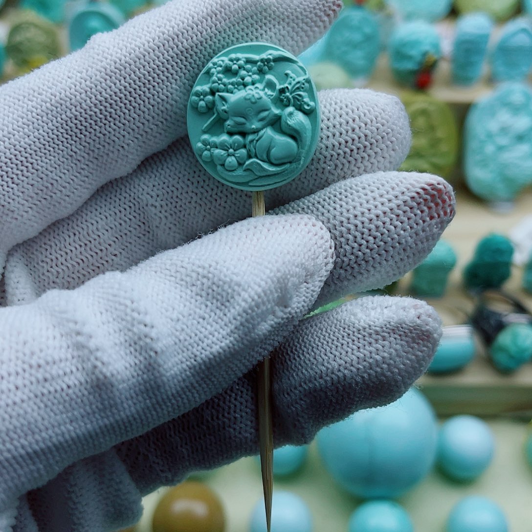 绿松石未镶嵌珠宝奇石