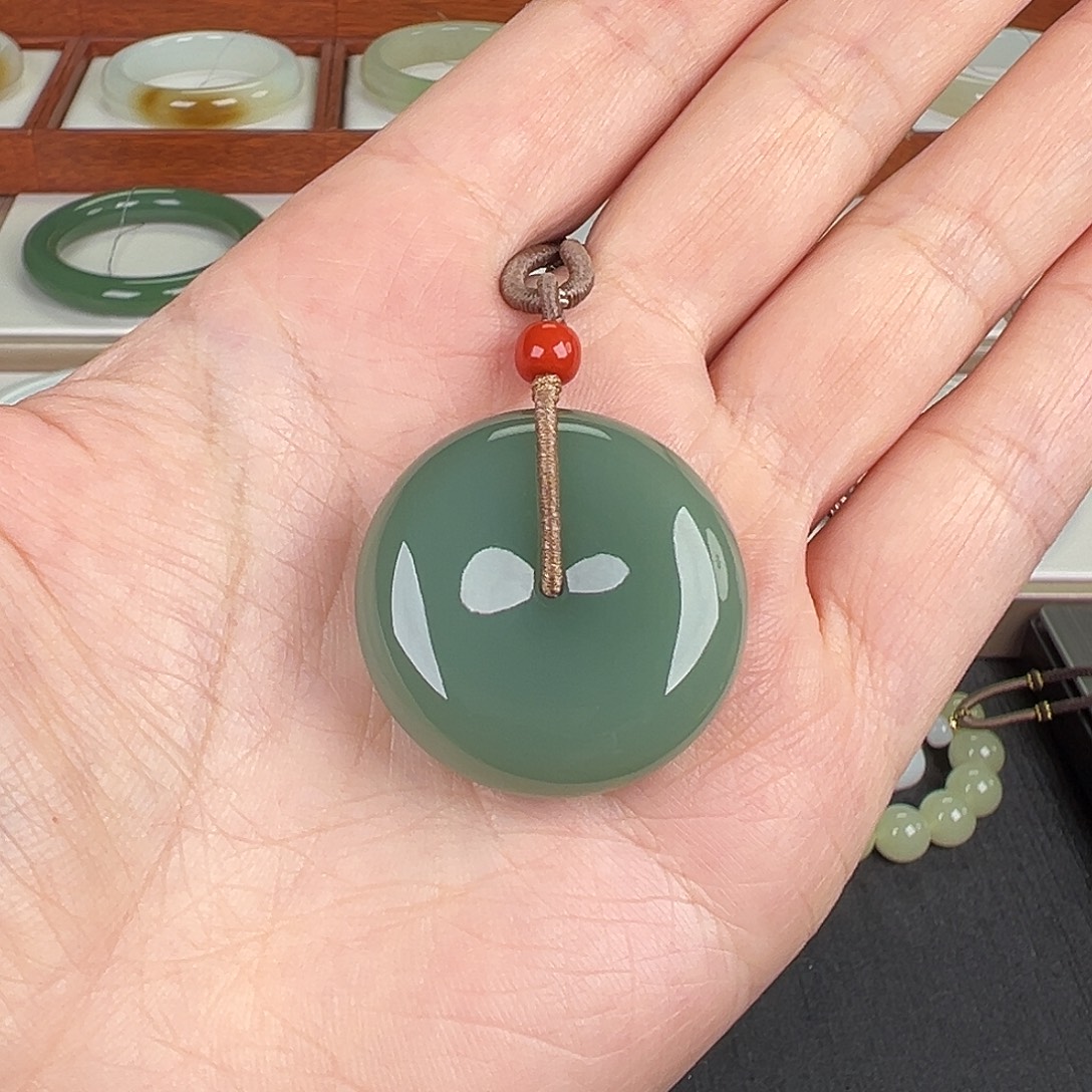 浮***9和田玉未镶嵌吊坠(赠链)粉青