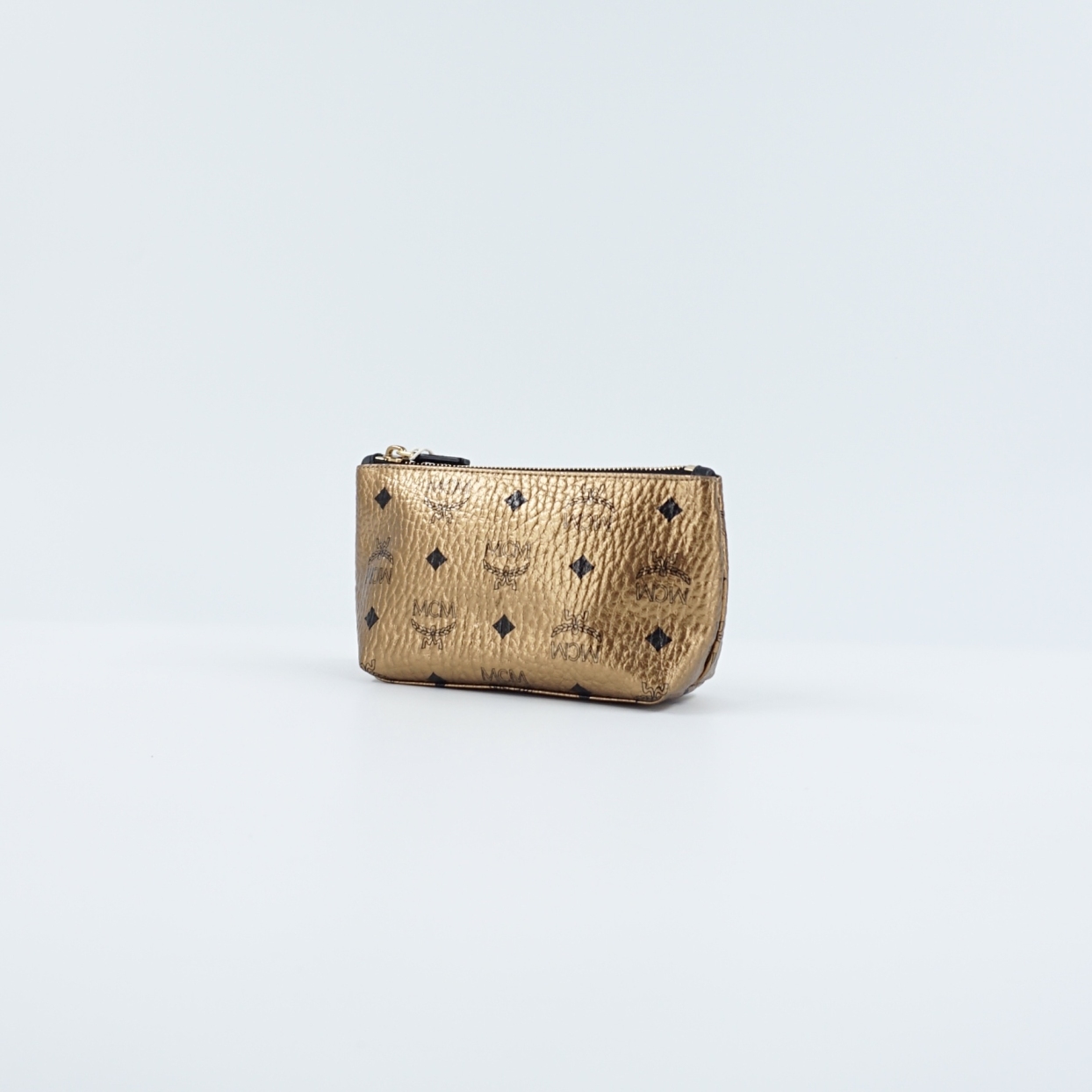 95新 MCM 二手金色老花手拿包K90208