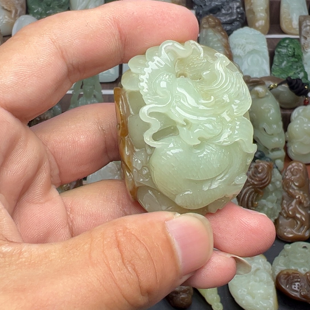 和田玉未镶嵌挂件