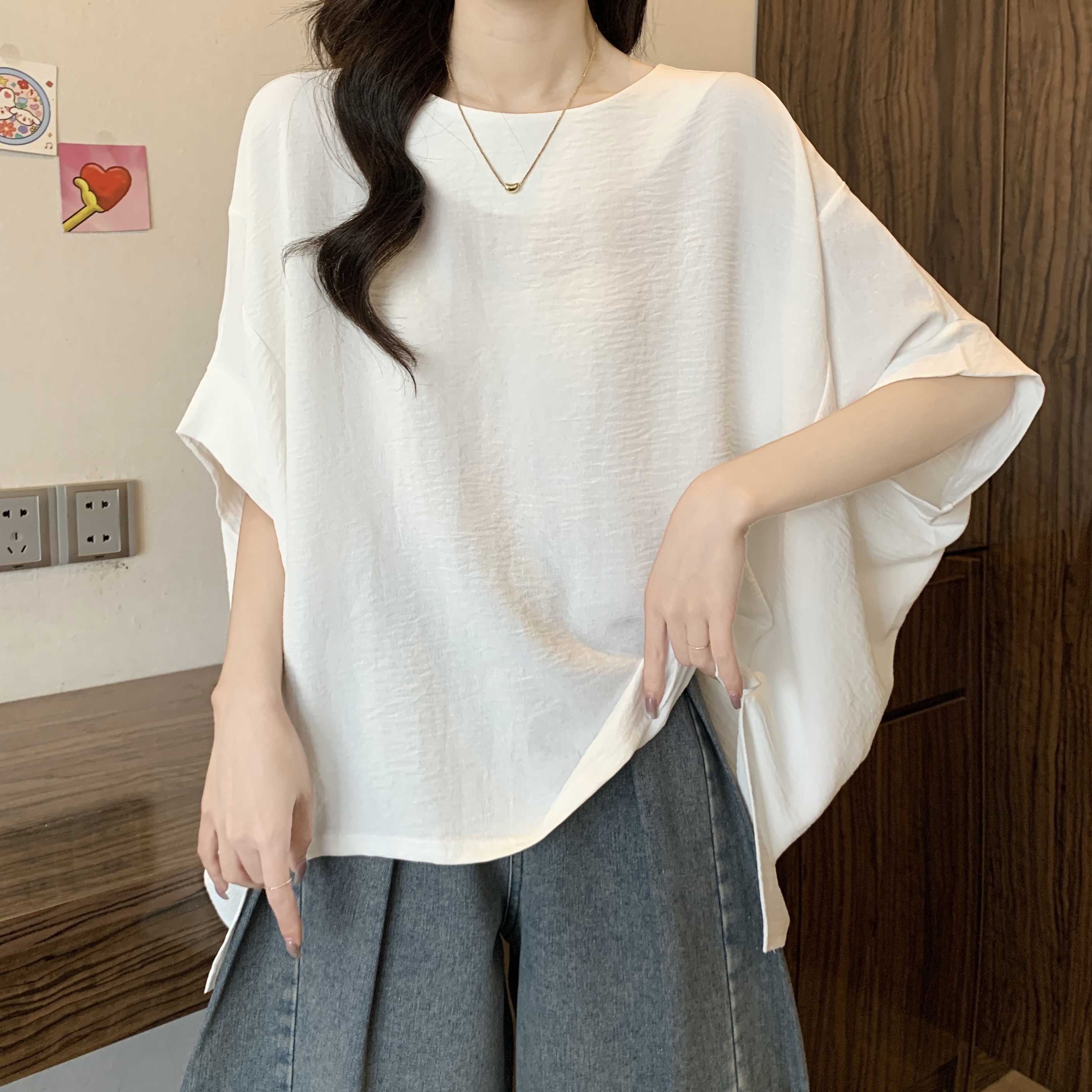 女性舒适宽松设计感百搭服饰