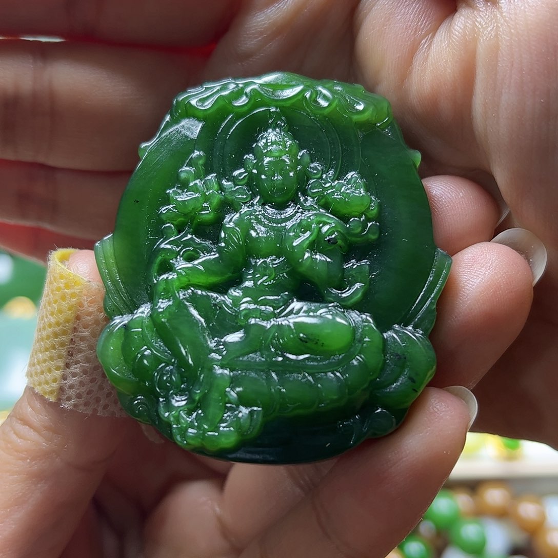 和田玉吊坠未镶嵌