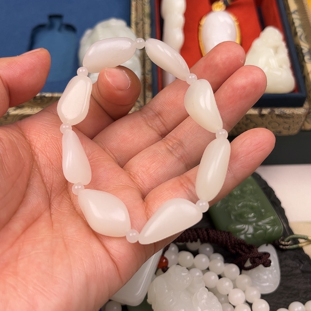 和田玉手链未镶嵌