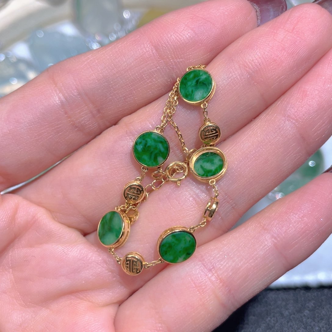 翡翠颈饰18K金镶嵌翡翠