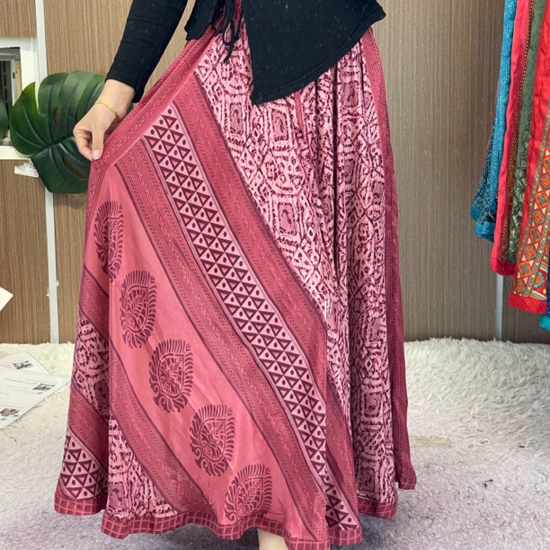 585 紫色 Aarani 尼泊尔高端大摆裙