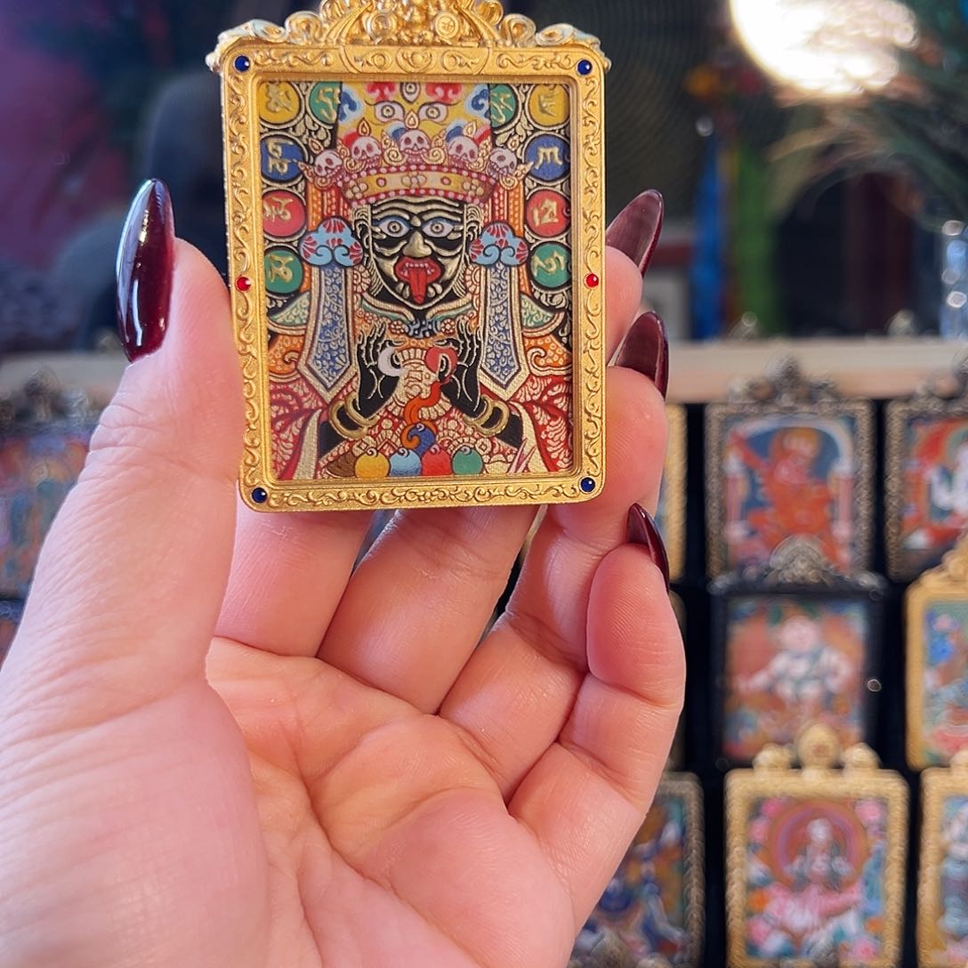 装裱画皆**上纯手绘矿料唐卡扎基