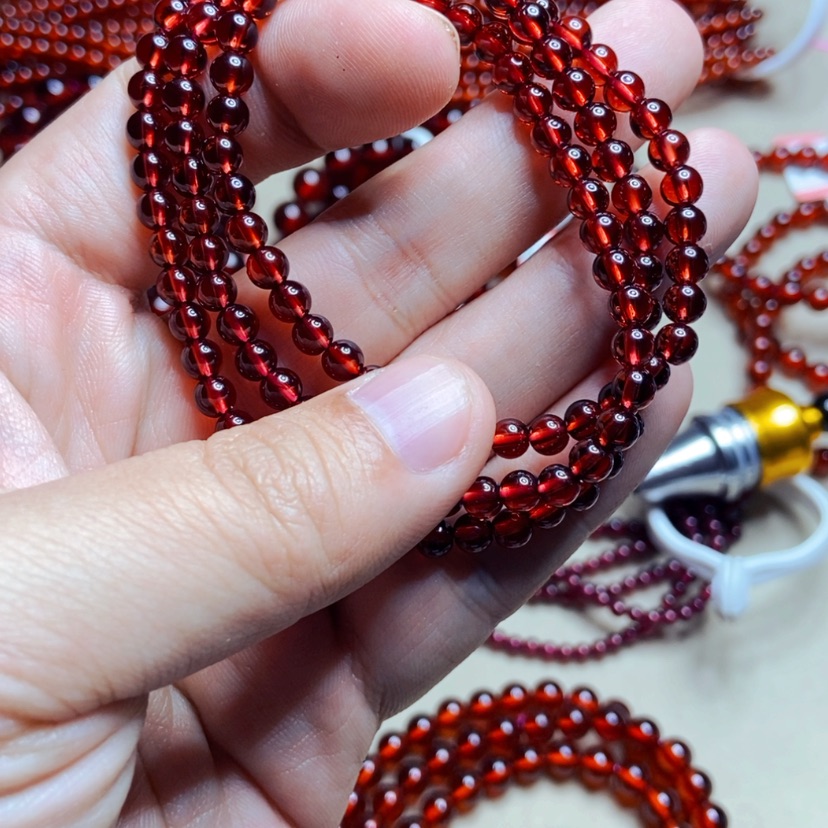 【闪购商品】未镶嵌手链石榴石4.8毫米