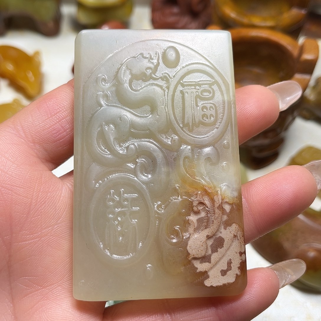 白玉菩提吊坠白玉菩提吊坠