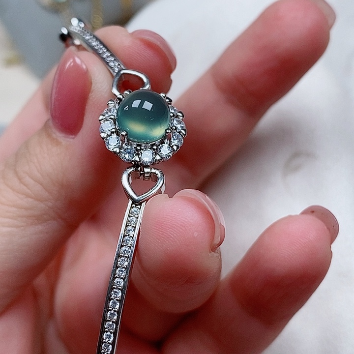 蛇纹石玉银S925镶嵌手链饭*儿