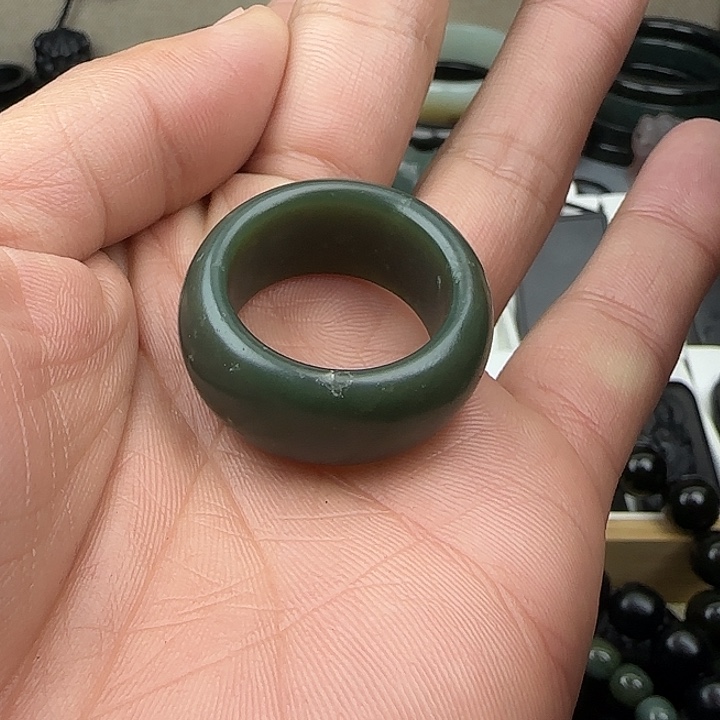 和田玉（青玉）颈饰未镶嵌福利扳指24圈口