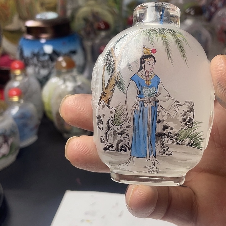 画***鸟有机玻璃内画鼻烟壶红楼梦之宝玉