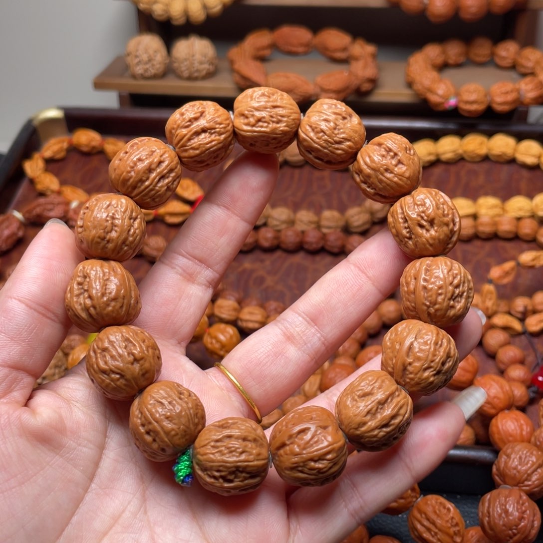 嘉***品桃核手串核桃手串