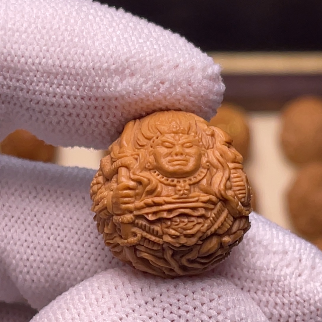 吊坠猴头核桃顶工马王爷18.4