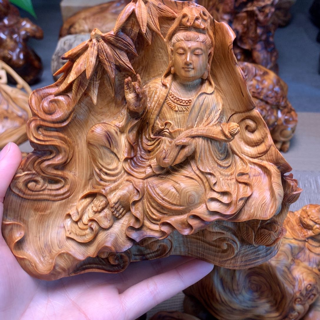 成***成柏木（崖柏）人物摆件