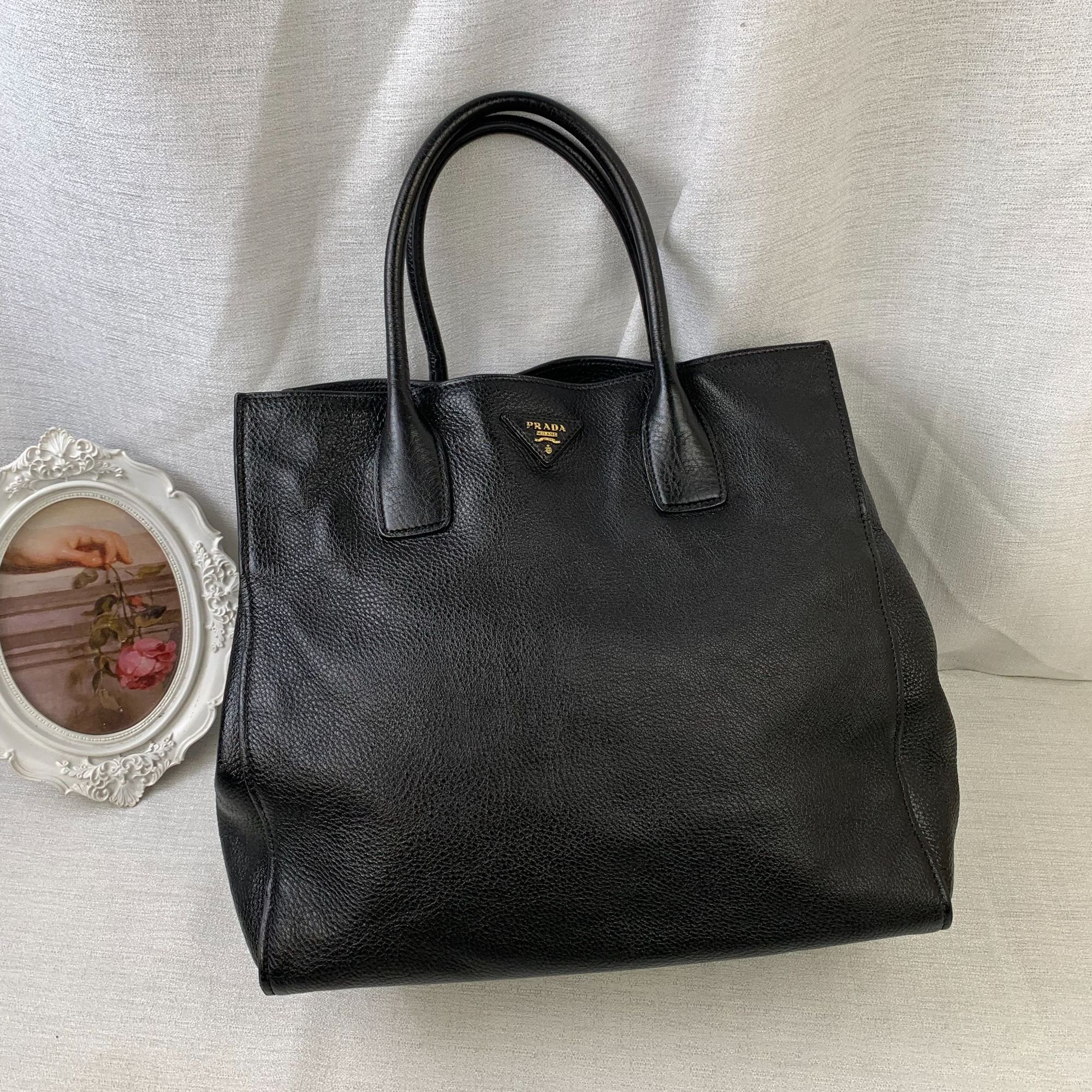 95新 Prada/普拉达 黑金手提包/WJ10615545/5545/护