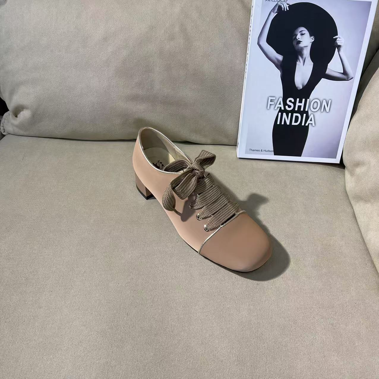 1014【樱花】舒适春新款浅口低跟方头休闲牛皮绑带单鞋A【3cm】