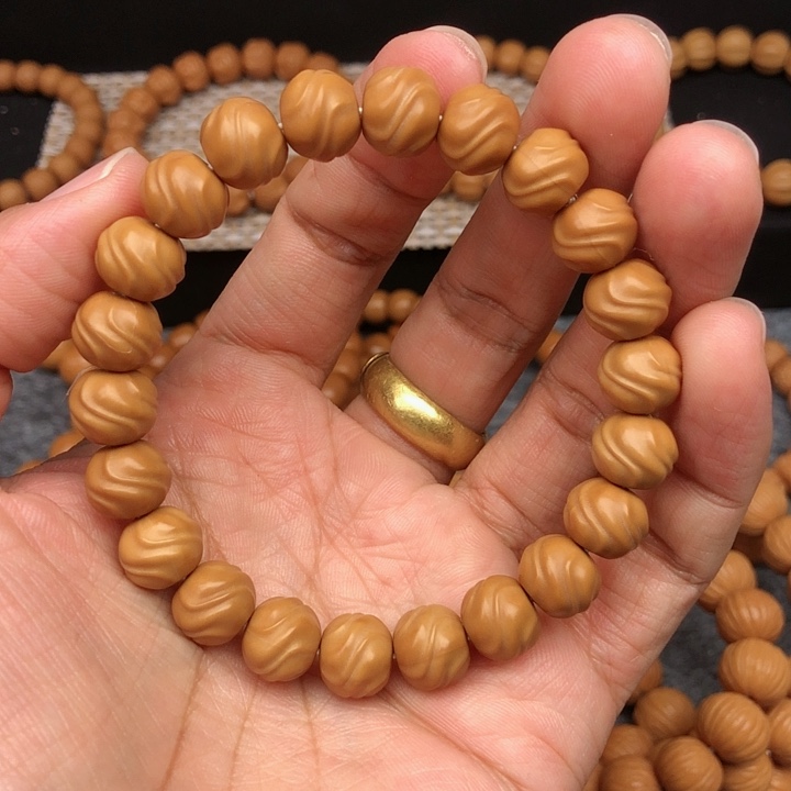 猴头核桃手串全品火炬