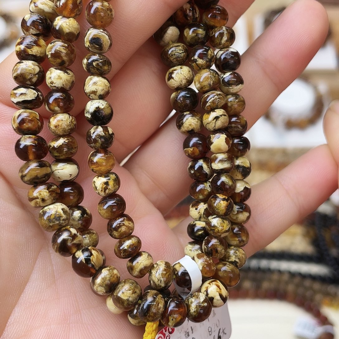 裸石琥珀未镶嵌六70188