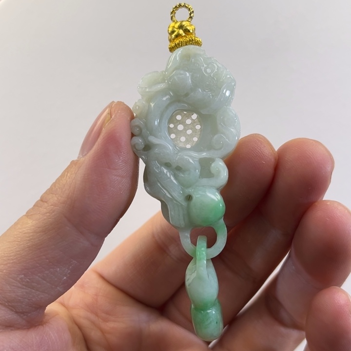 翡翠吊坠(赠链)未镶嵌代编织