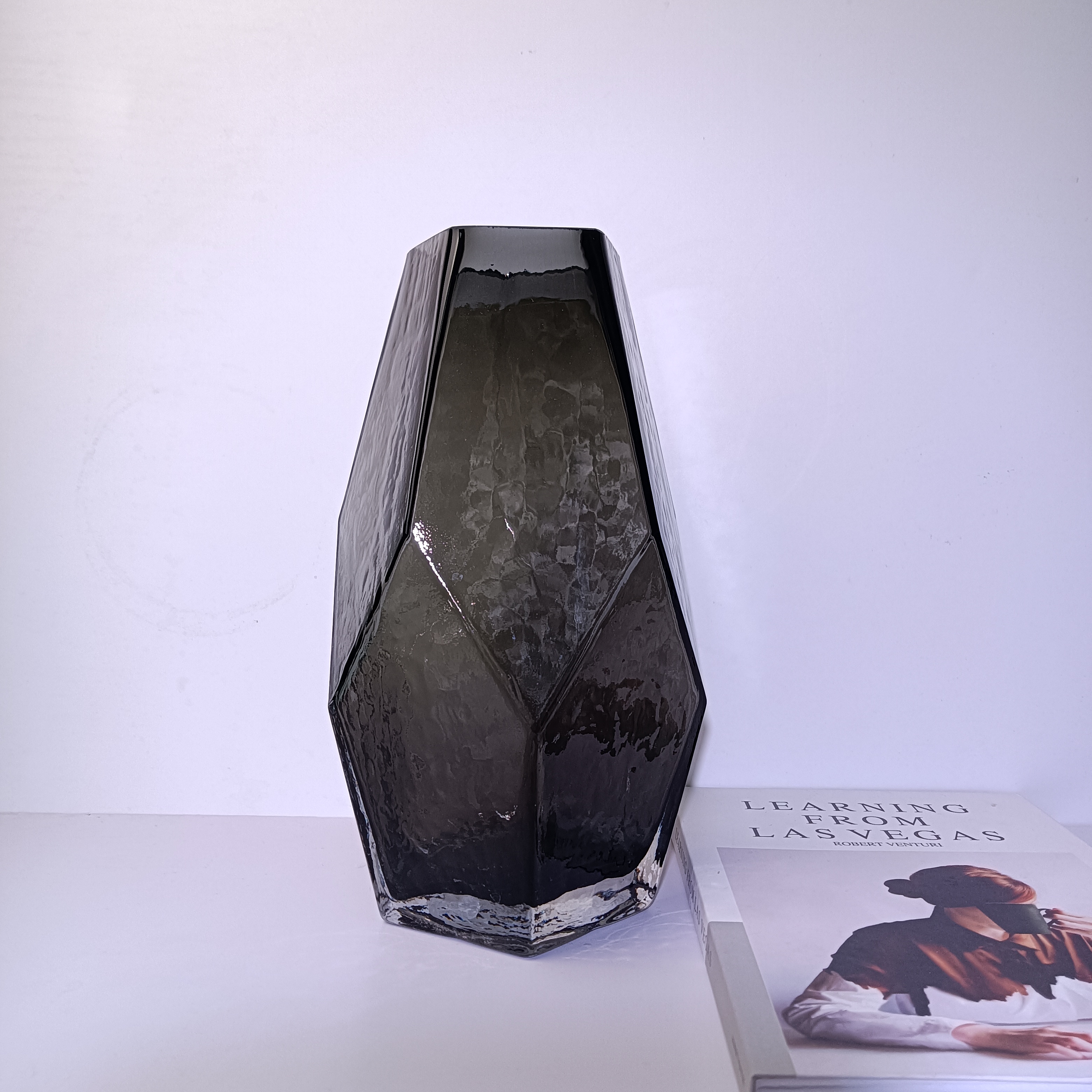 Q235 现代简约北欧风格冷纹几何玻璃花瓶家居水培花器摆件