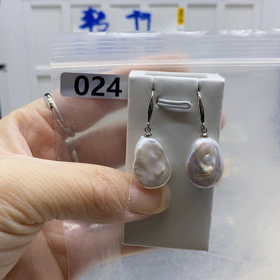 颈饰合金淡水珍珠