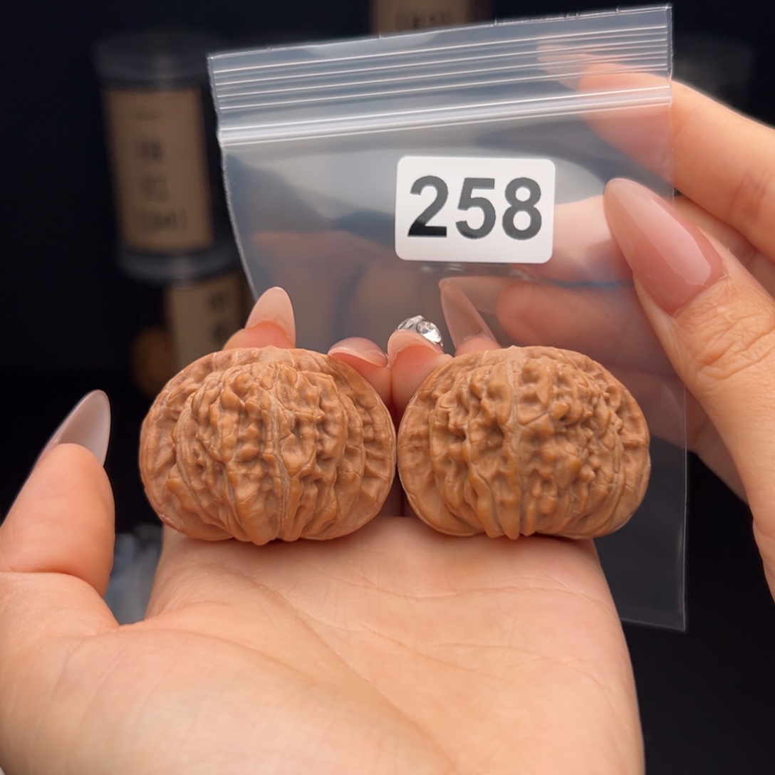 文玩核桃吊坠四座楼44