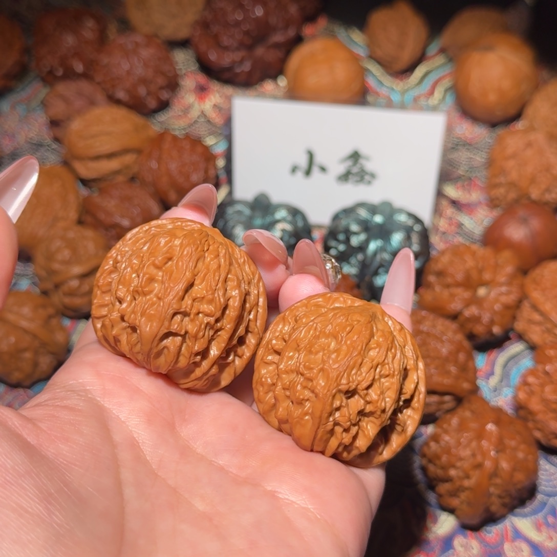 文玩核桃把件2206号41蓟县山地磨盘狮子头文玩核桃