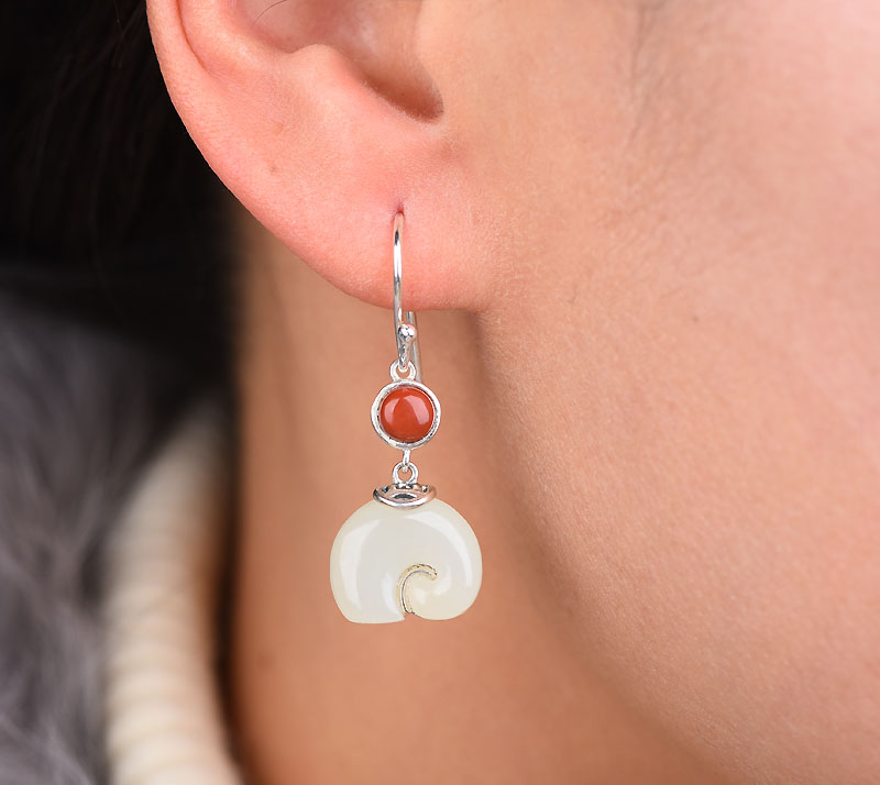 s925银镶嵌天然和田玉白玉大象耳饰女款