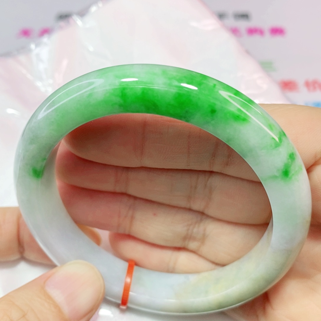 未镶嵌手镯翡翠?****?57.3圈口正圈