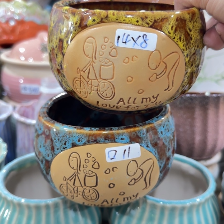 凑9块包邮，有孔，花盆