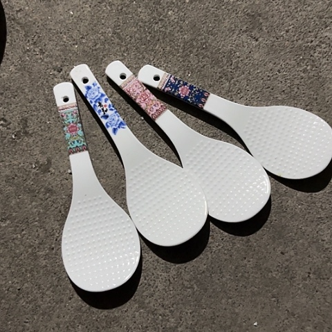碗勺其中一个陶瓷陶瓷