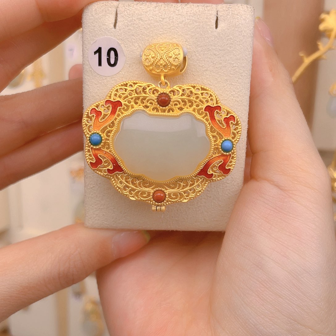 和田玉颈饰银S925镀金镶嵌