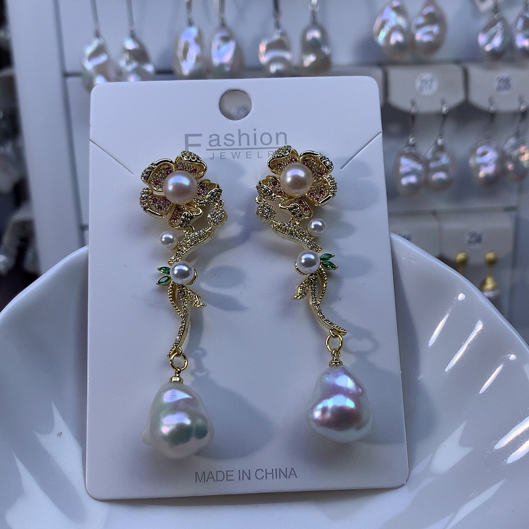 琪****合金淡水珍珠耳饰特价4510