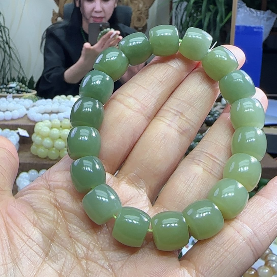 和田玉手链未镶嵌