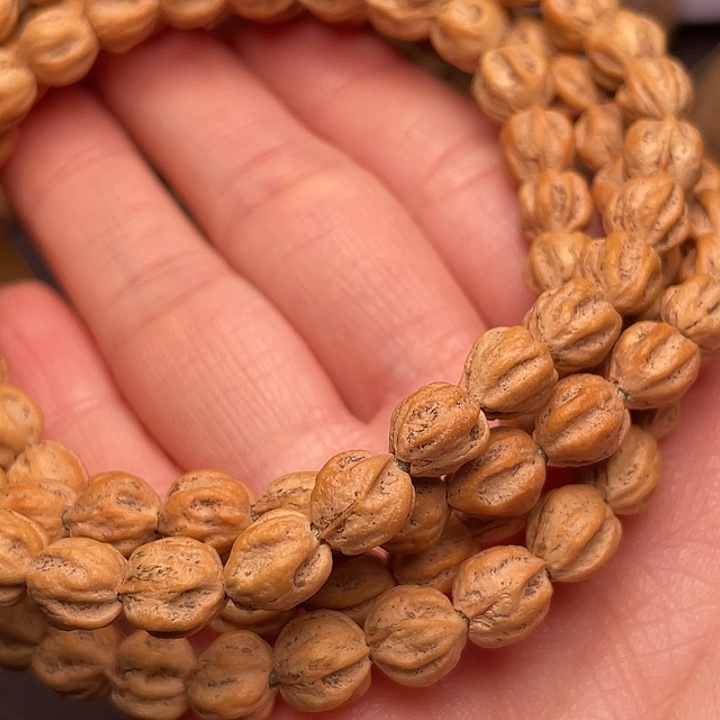 不***凡柏香籽/百香籽吊坠